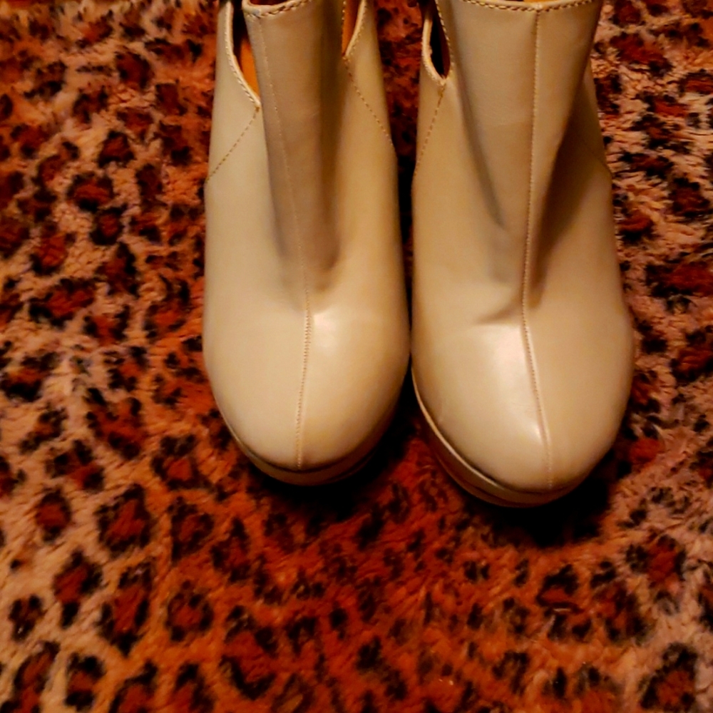 COPY - Shoes heel